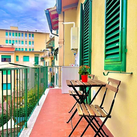 Apartment T&f House Comfortable With Private Parking